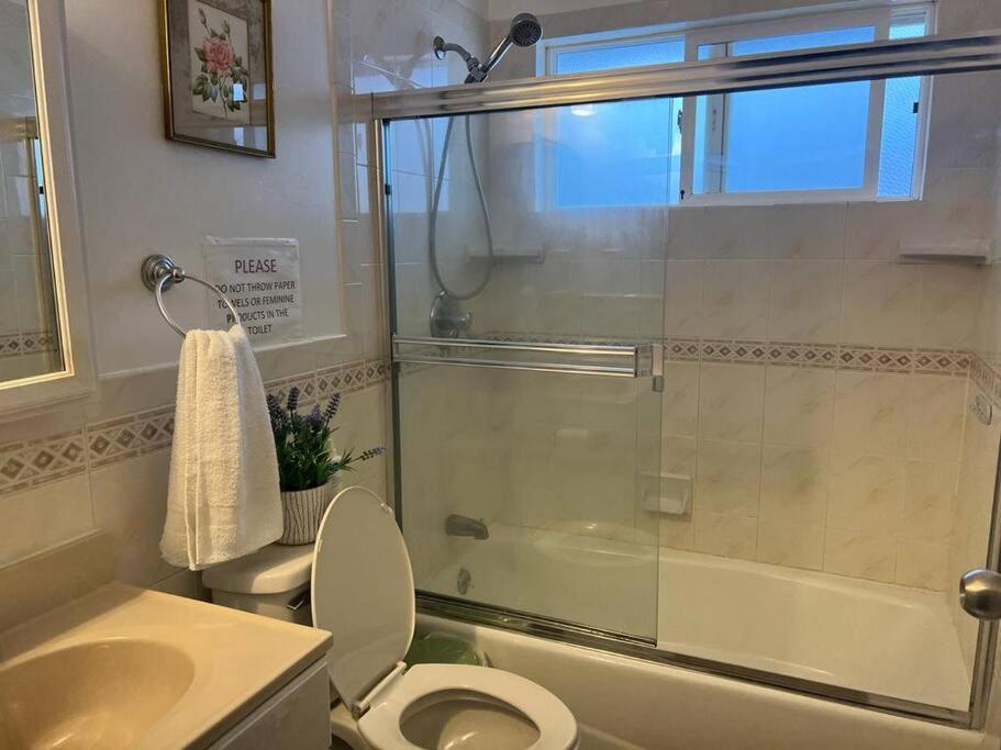 Affordable Private Rooms With Shared Bath Kitchen Near Sfo 达利城 外观 照片